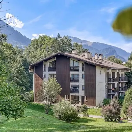 Megeve, Piscine Et Aires De Jeux Enfants *